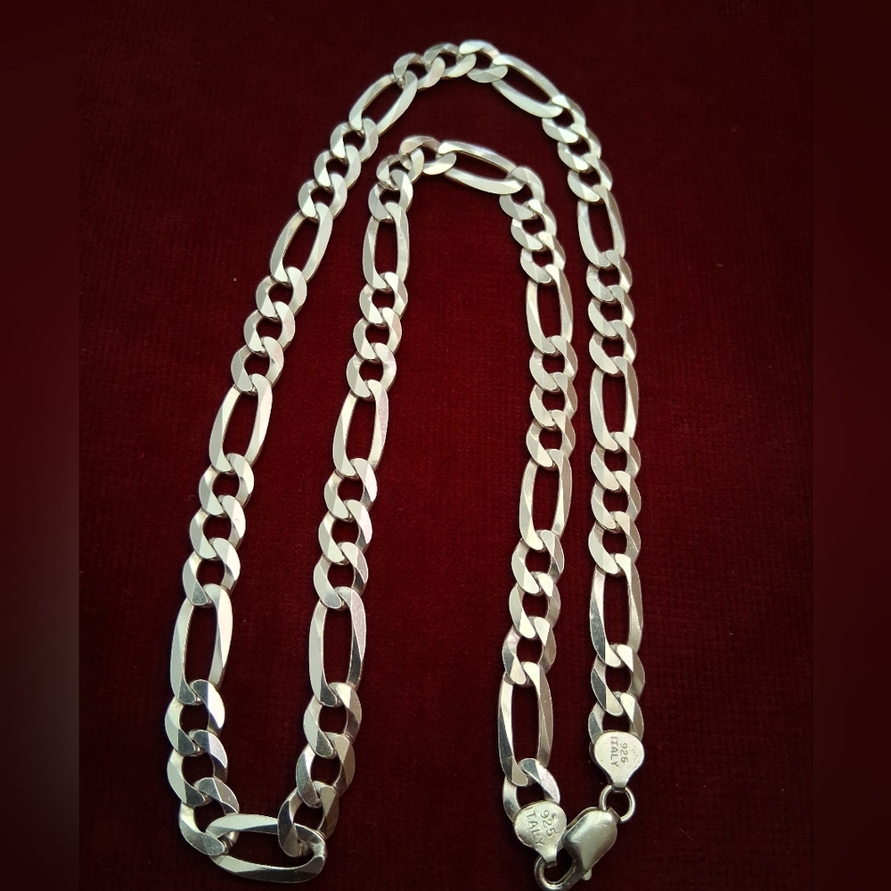 925 Italy Sterling 24" Figaro Chain 10mm - Picture 3 of 11